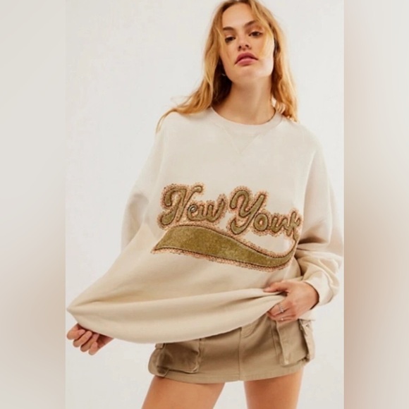 NWT Free People Bali Drifter NEW YORK Sweatshirt Beaded Embellished Sz Small - Picture 1 of 8